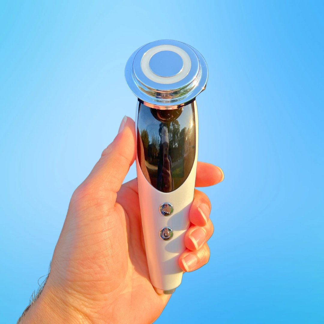 LumaLift® - Premium Anti-Aging & Skin Tightening Handset - PhysioCare